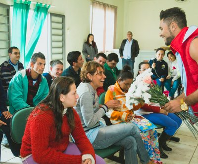  Visita a APAE Capela do ALto-SP