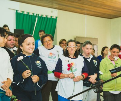  Visita a APAE Capela do ALto-SP