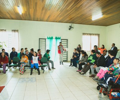  Visita a APAE Capela do ALto-SP