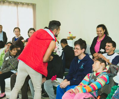  Visita a APAE Capela do ALto-SP