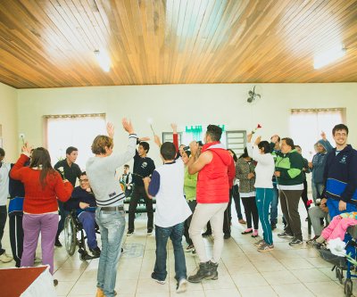  Visita a APAE Capela do ALto-SP